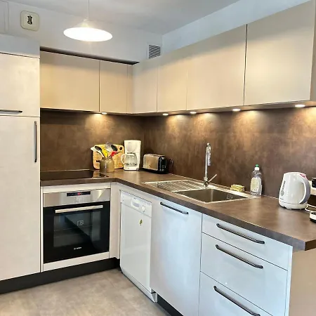 Les Gets: 2 Ch, Balcon, Au Pied Des Pistes - Fr-1-623-132 * Les Gets