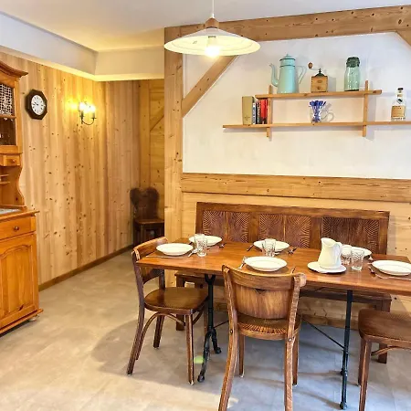 Apartment Les Gets: 2 Ch, Balcon, Au Pied Des Pistes - Fr-1-623-132