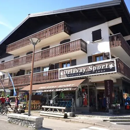 Les Gets: 2 Ch, Balcon, Au Pied Des Pistes - Fr-1-623-132